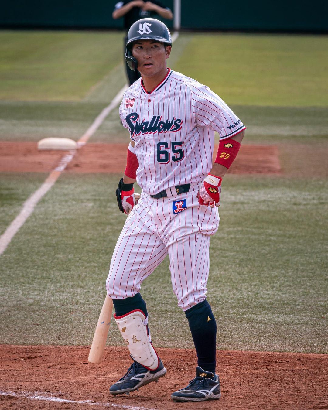 ブラッククローバー ホログラム缶バッジ ヤミ フエゴレオン Goods | TV