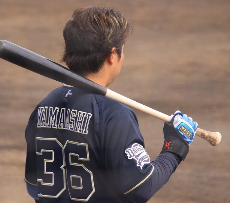 オリックス・バファローズ #３６ 山足 達也（やまあし たつや）の使用ギア -2023-