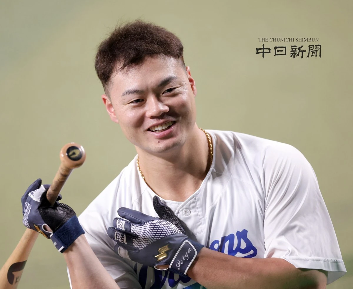 細川成也 エスエスケイ バッティンググローブ