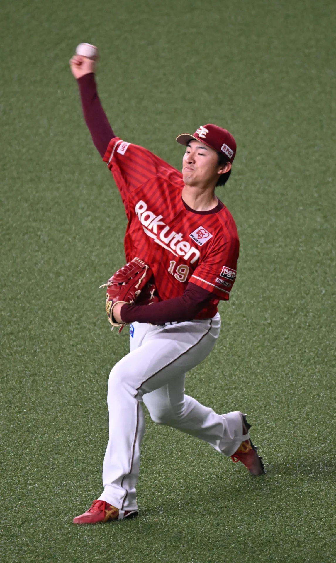 荘司康誠 アシックス スパイク