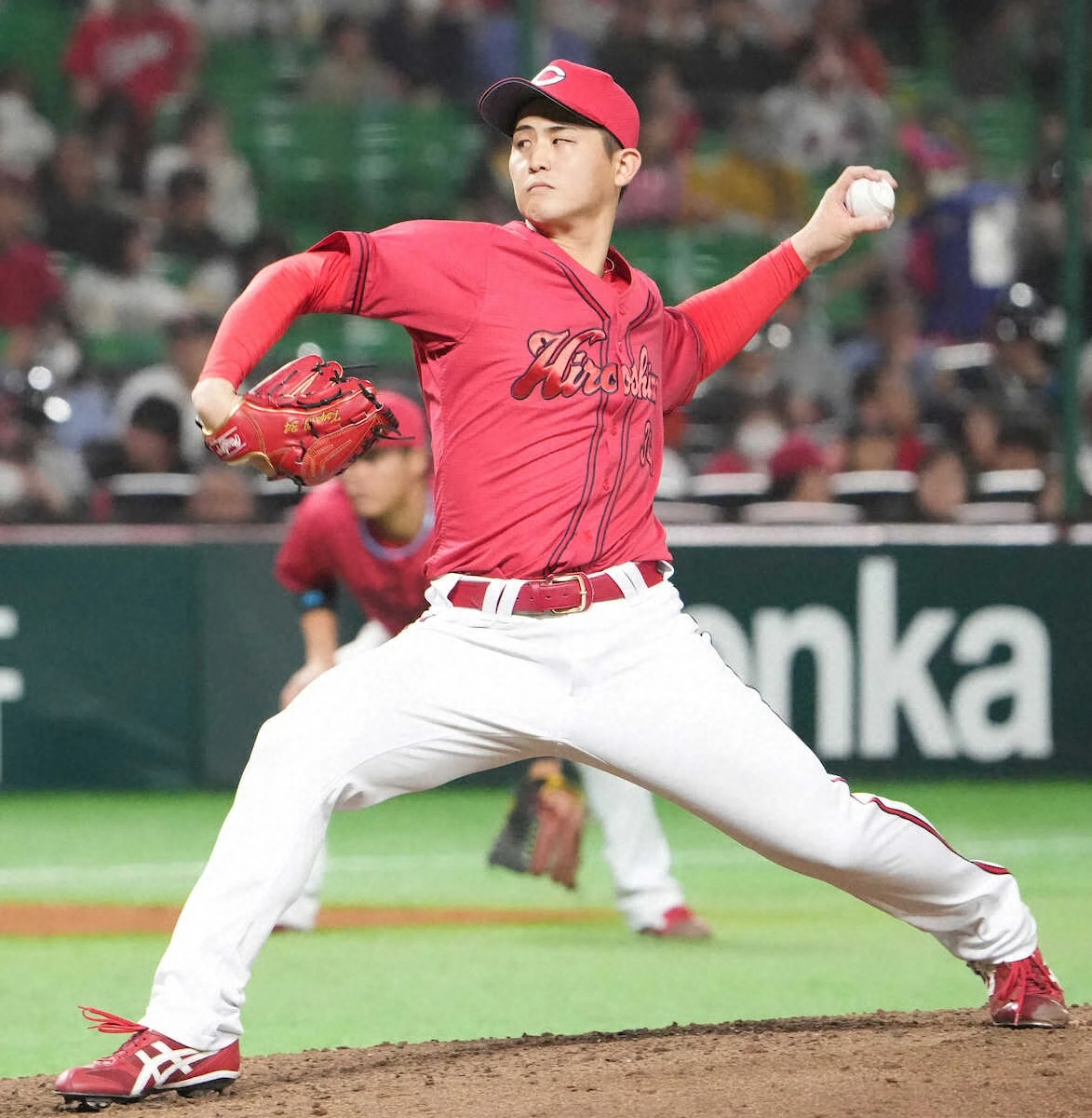 高橋昂也 アシックス スパイク