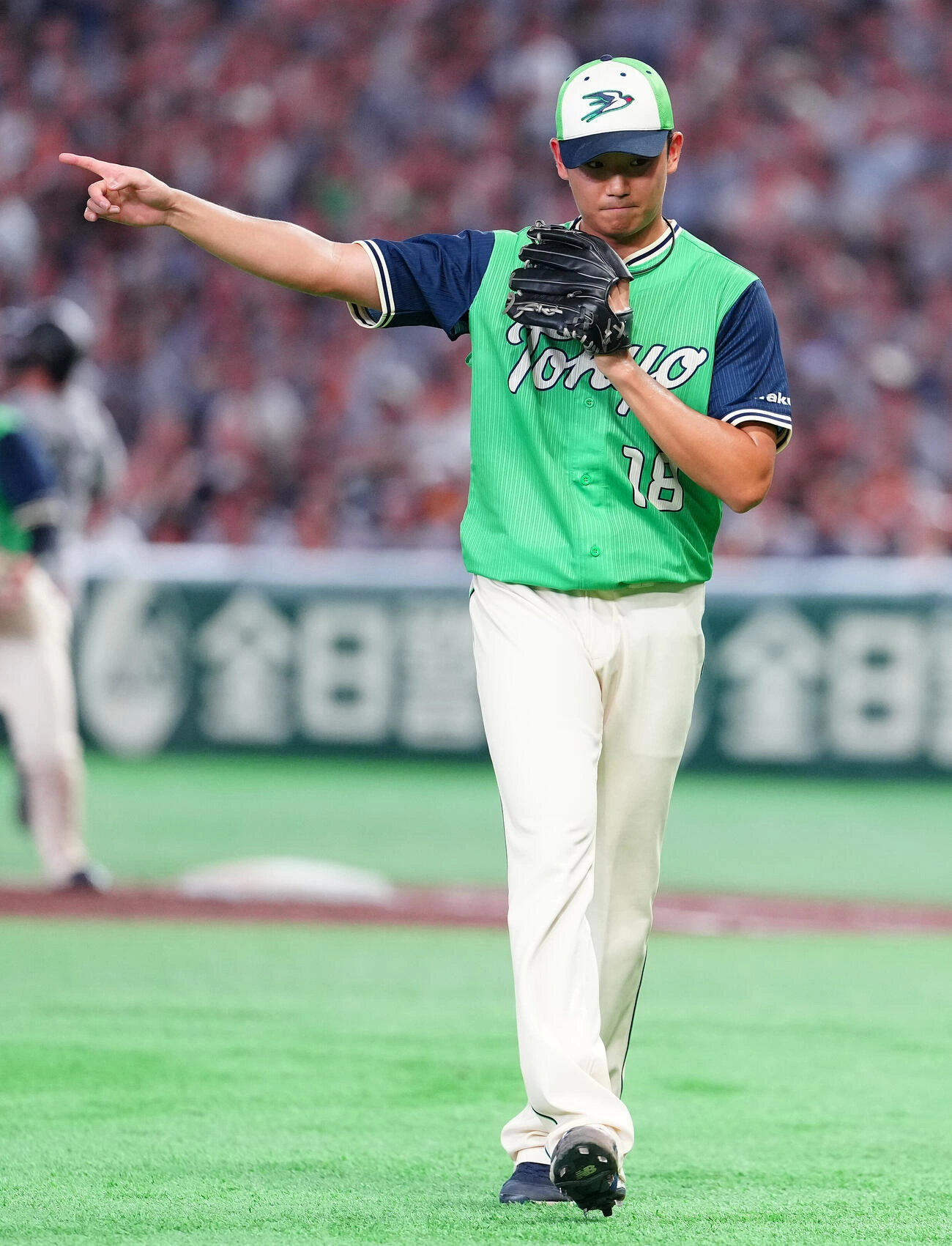 奥川恭伸 ニューバランス スパイク